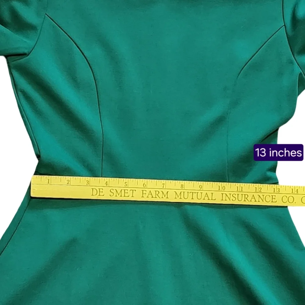LULUS Skater Dress Womens Small Green Fit and Flare Scoop Neck Party Scallop Hem